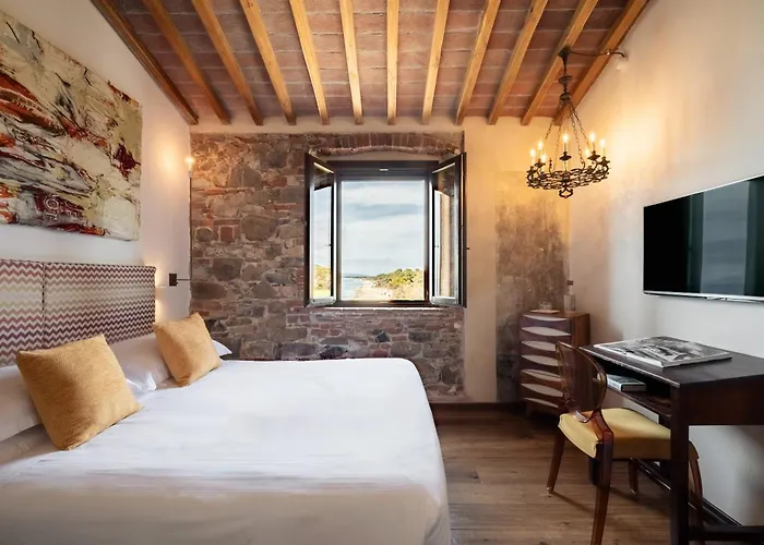 Отель Torre Mozza - Dimora D' Epoca Фоллоника